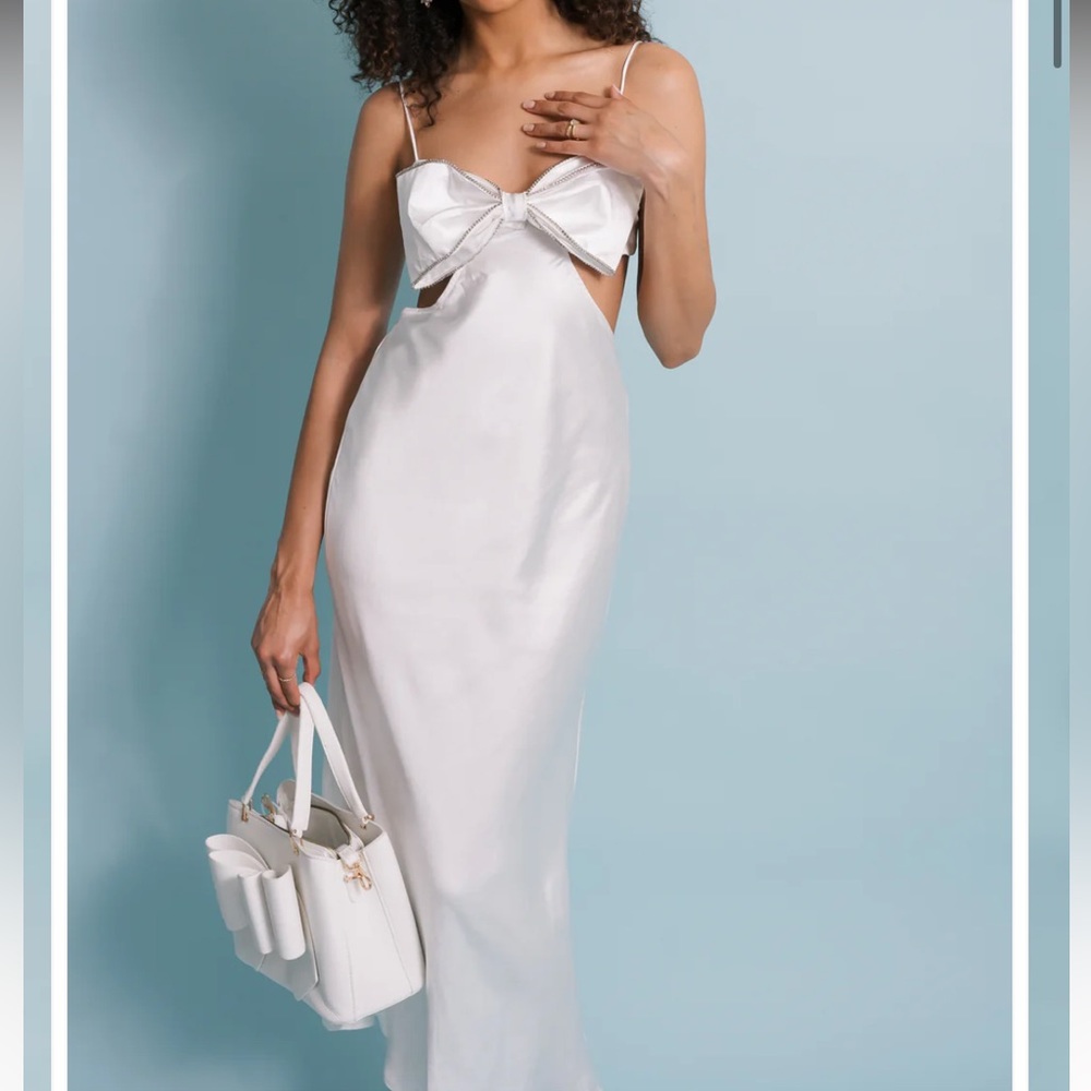 NWT White Satin Bow Front Maxi Dress